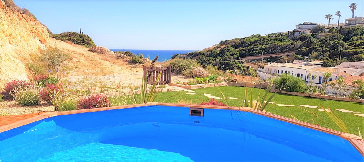 https://www.vitalgardens.com/wp-content/uploads/2020/03/Benagil-Cliff-Garden-03.jpg