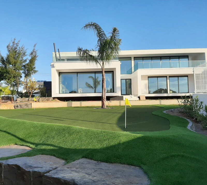 Services-Artifical-lawns-02